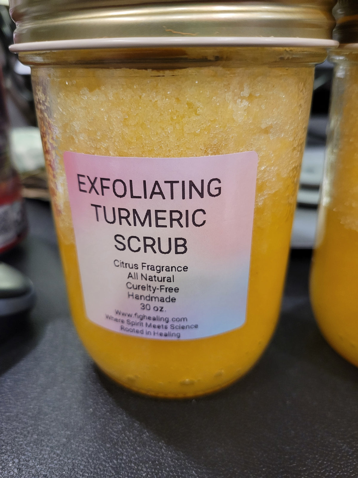 Exfoliating Turmeric Scrub - Citrus Scent